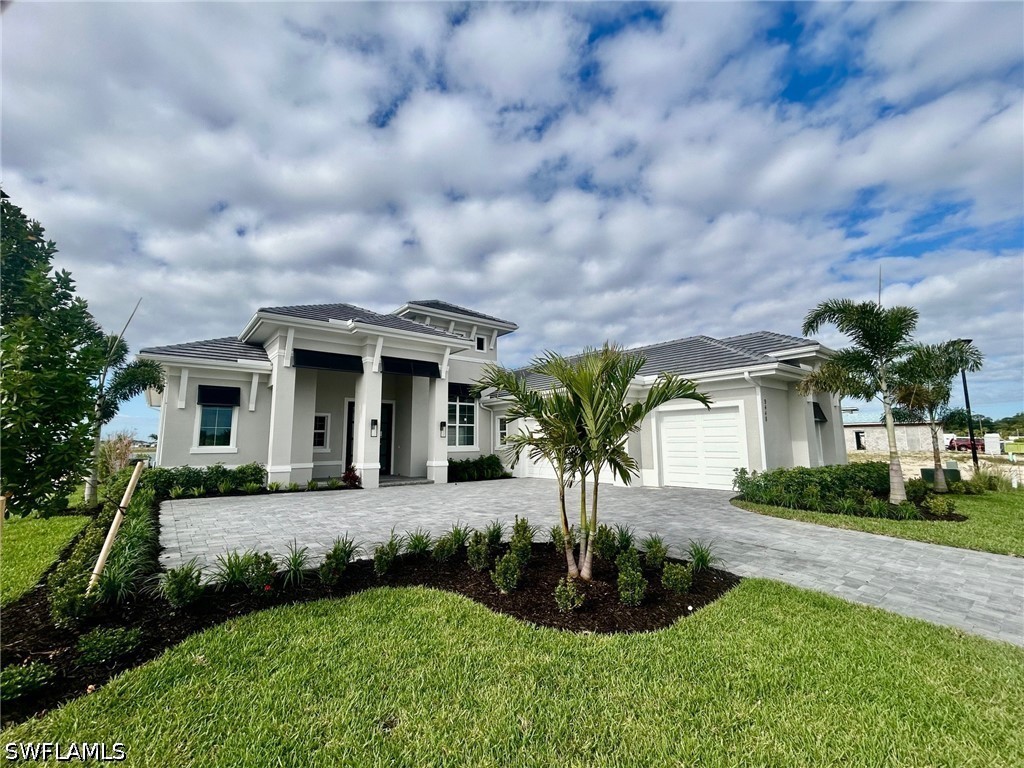 4 bed home in Naples