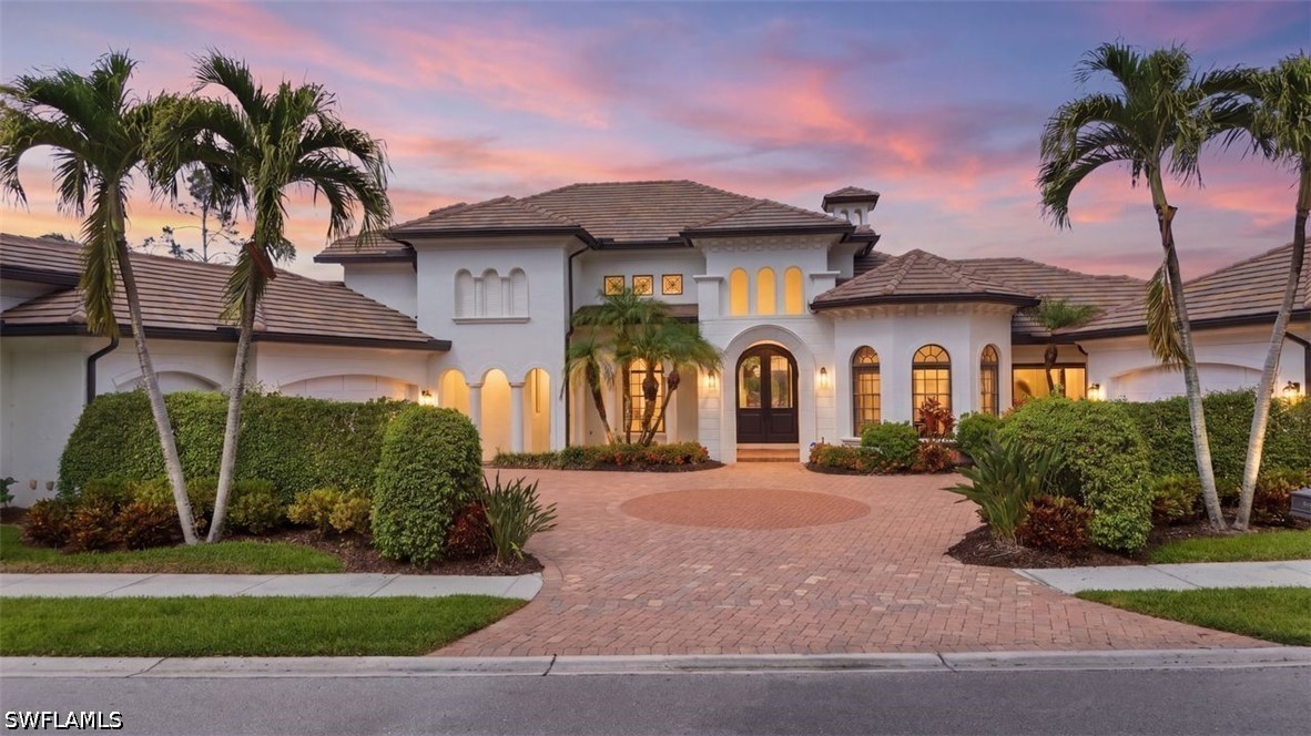 4 bed home in Naples