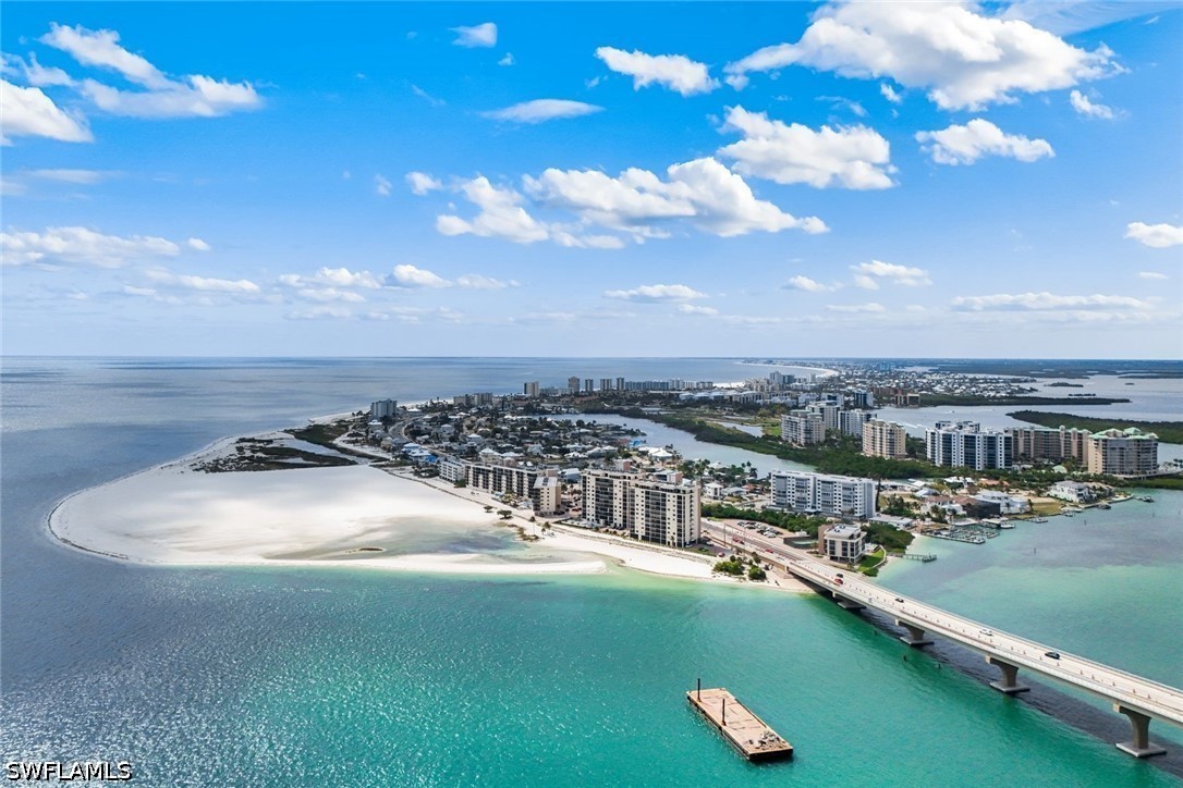 2 bed home in Fort Myers Beach