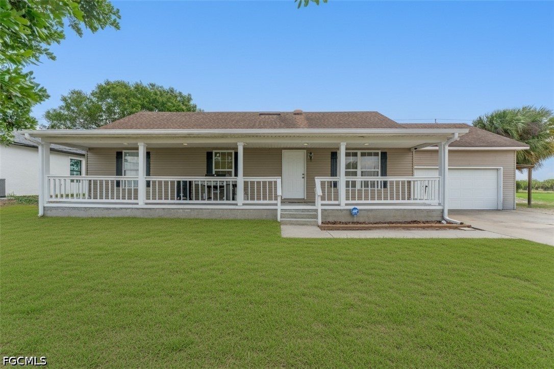 3 bed home in Labelle