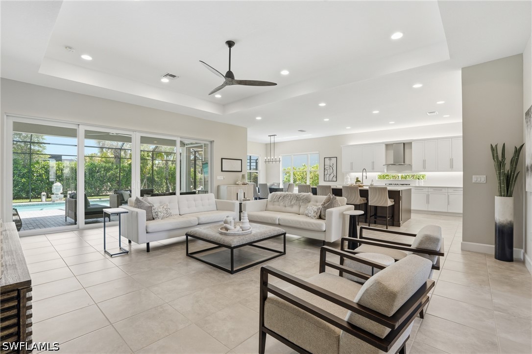 3 bed home in Naples