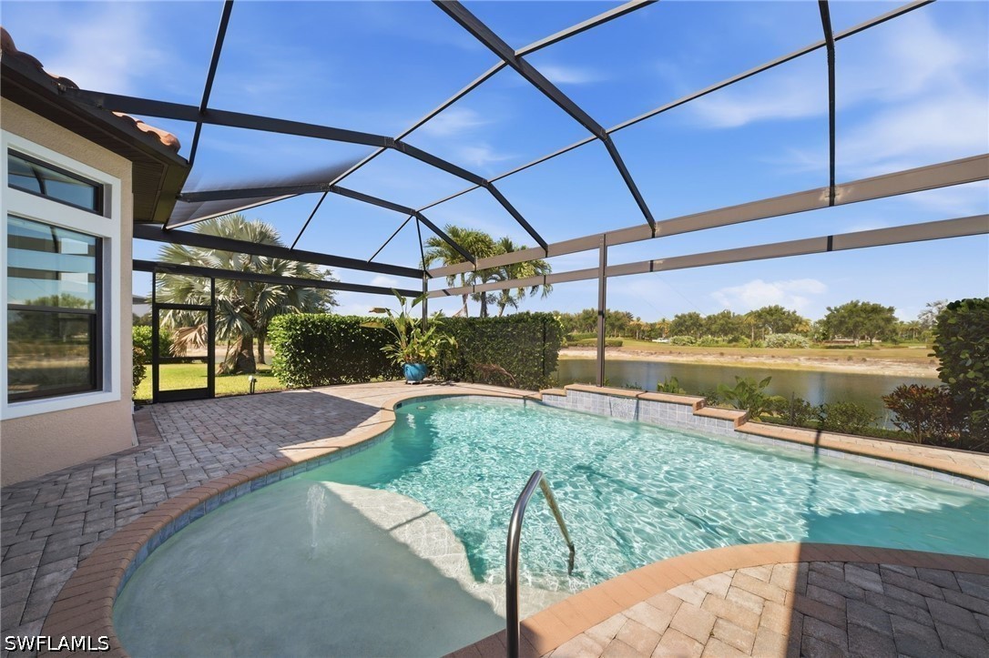 4 bed home in Naples