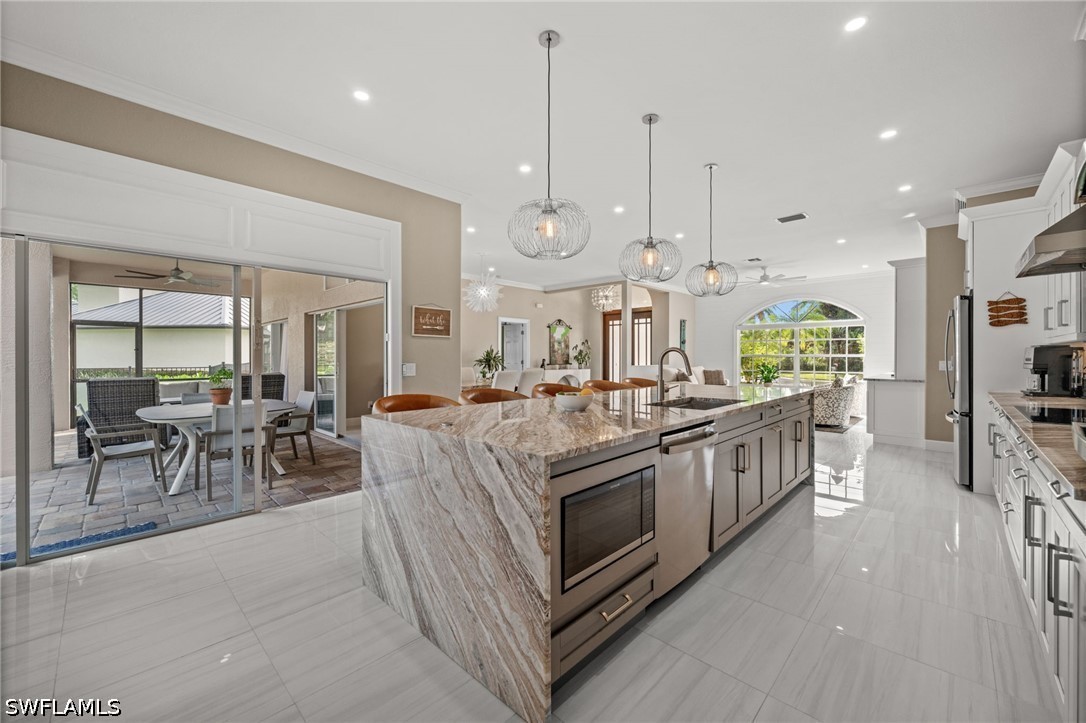 3 bed home in Naples
