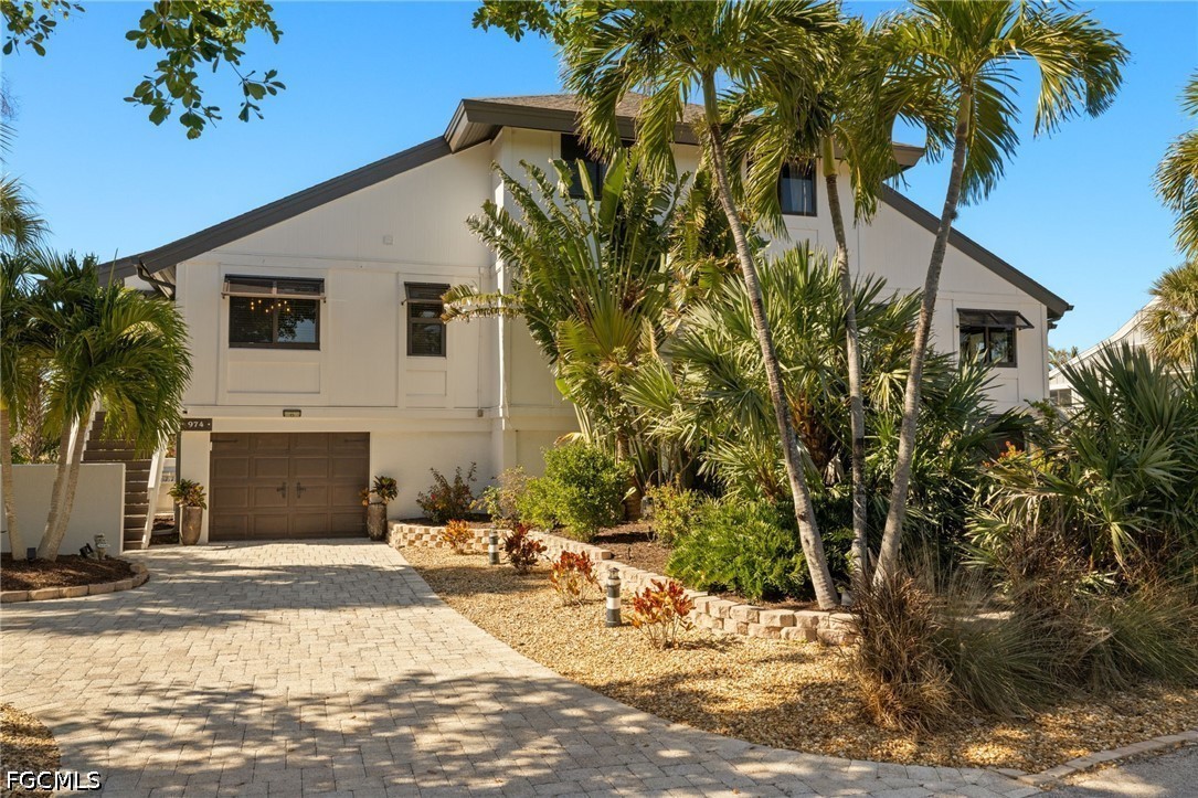 3 bed home in Sanibel