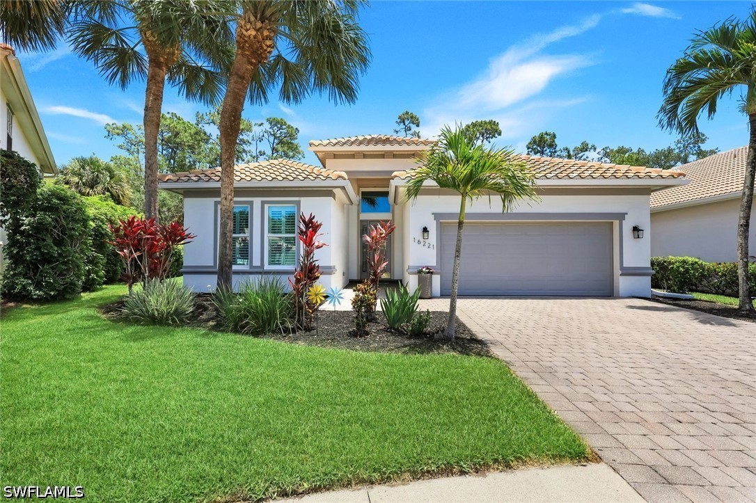 3 bed home in Naples