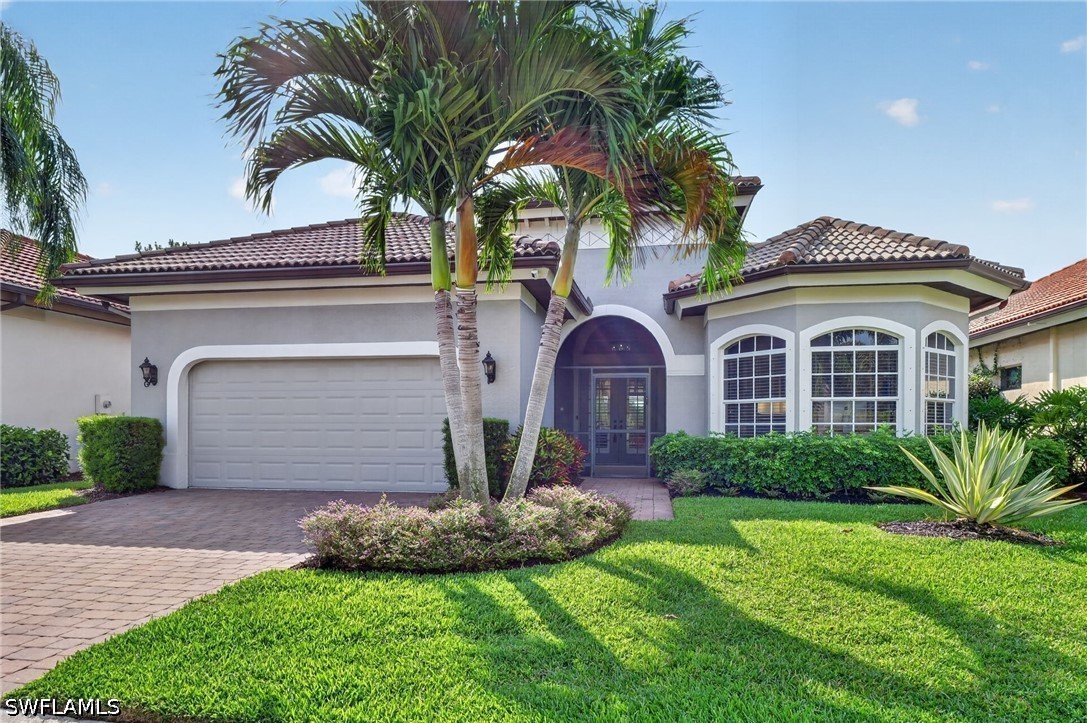 3 bed home in Naples
