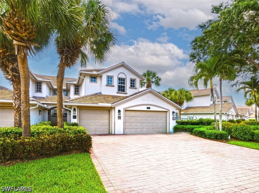 3 bed home in Naples