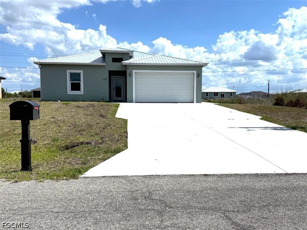3 bed home in Labelle