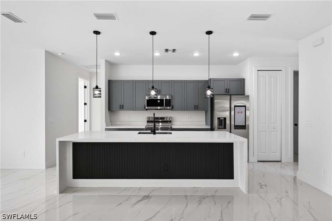 4 bed home in Lehigh Acres