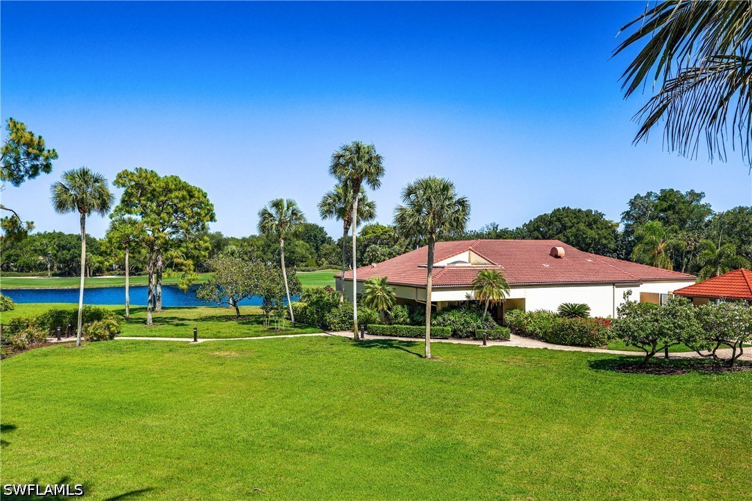 2 bed home in Naples