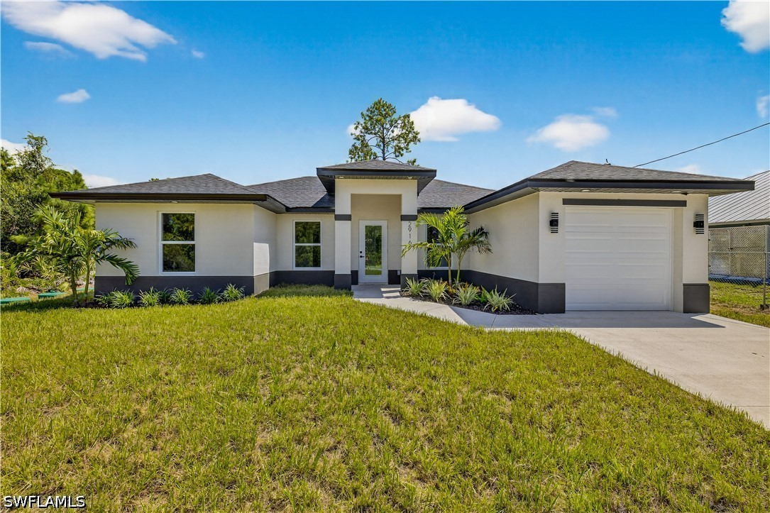 3 bed home in Lehigh Acres