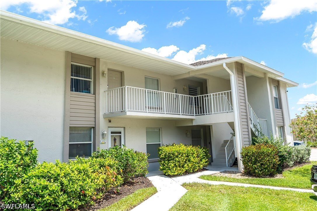2 bed home in Naples