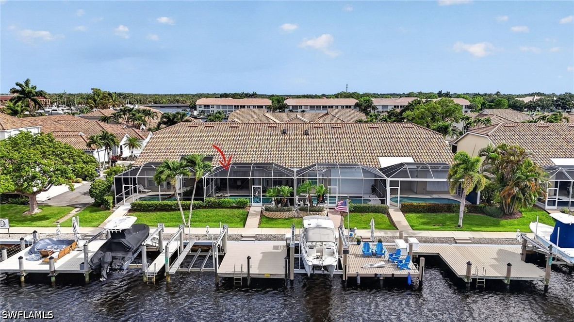 2 bed home in Naples
