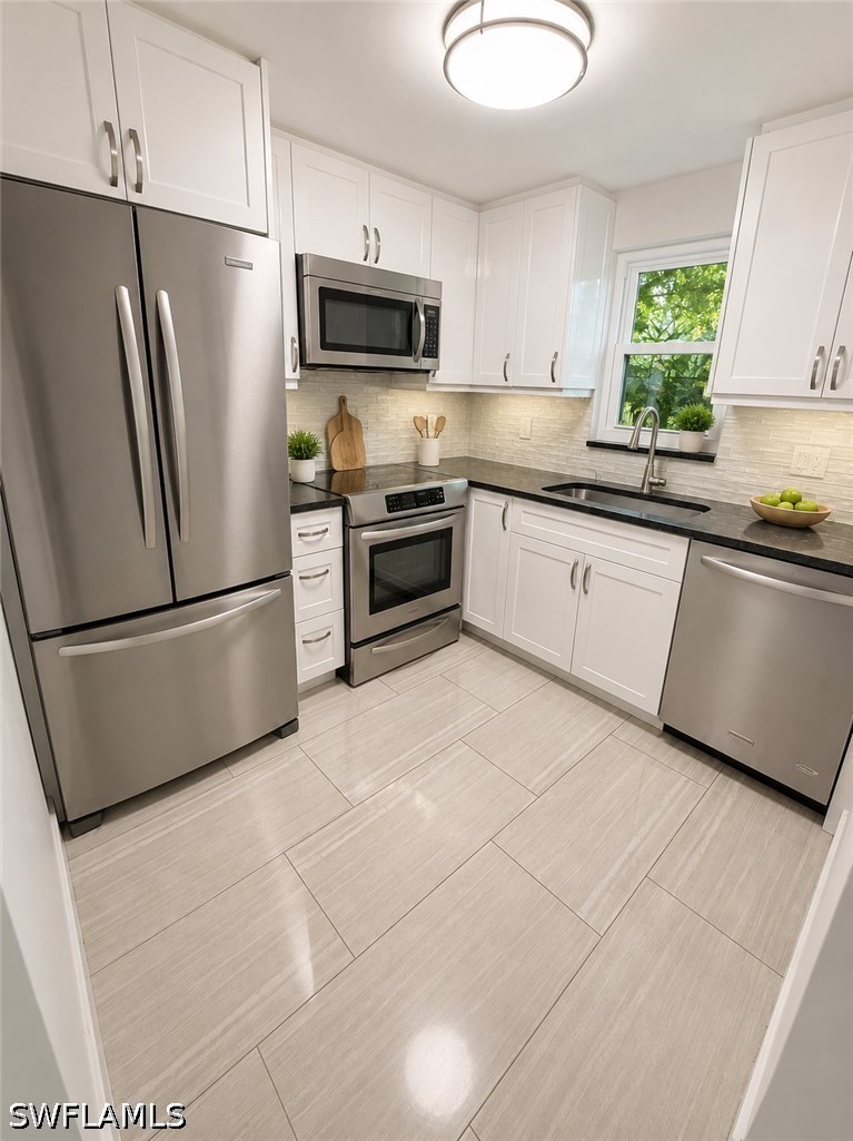 2 bed home in Naples