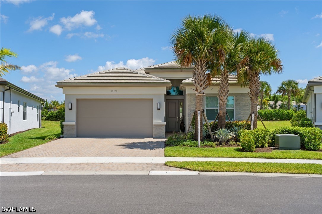 3 bed home in Naples