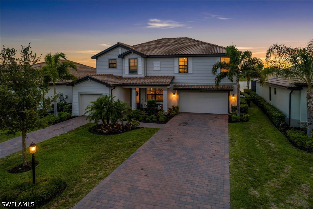 5 bed home in Estero