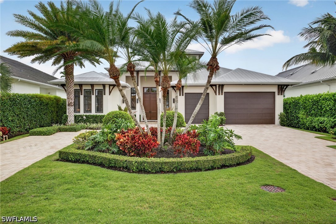 4 bed home in Naples