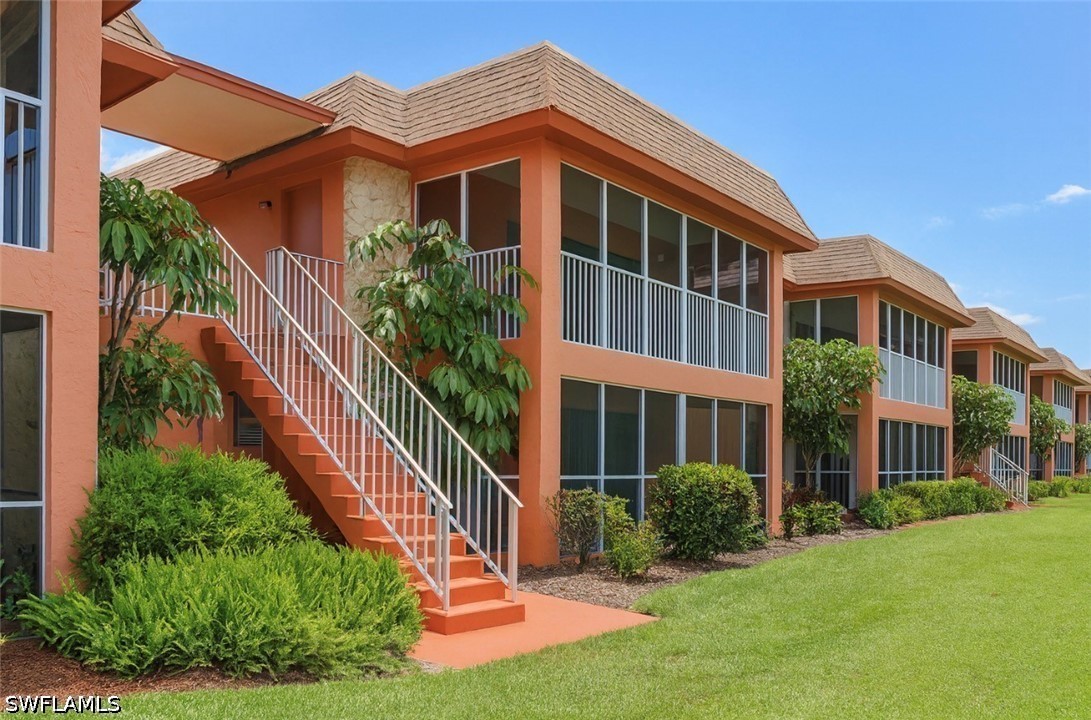 2 bed home in Naples