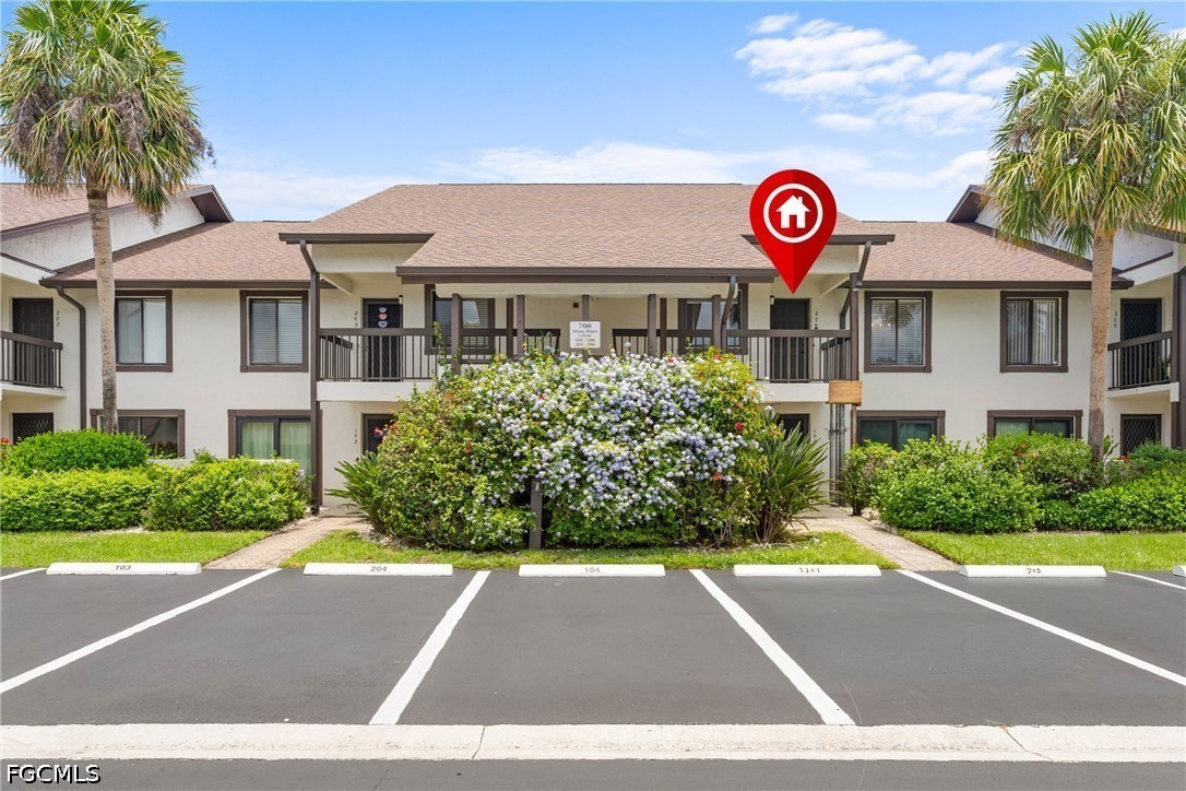 2 bed home in Naples