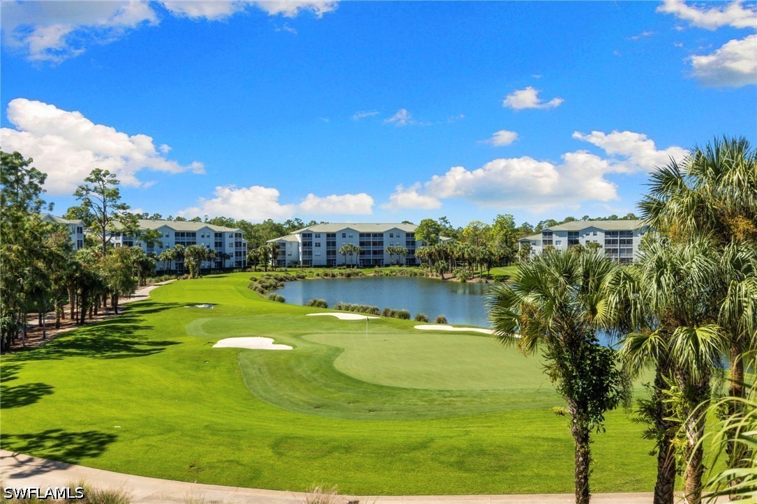 2 bed home in Naples