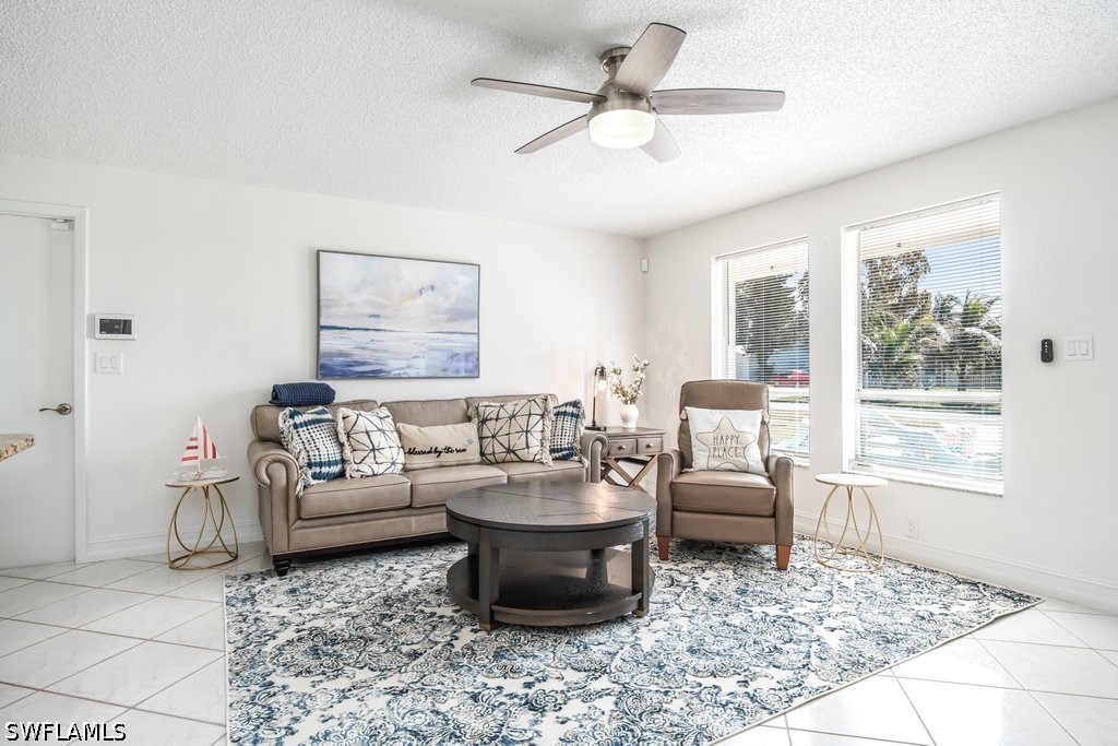 3 bed home in Naples