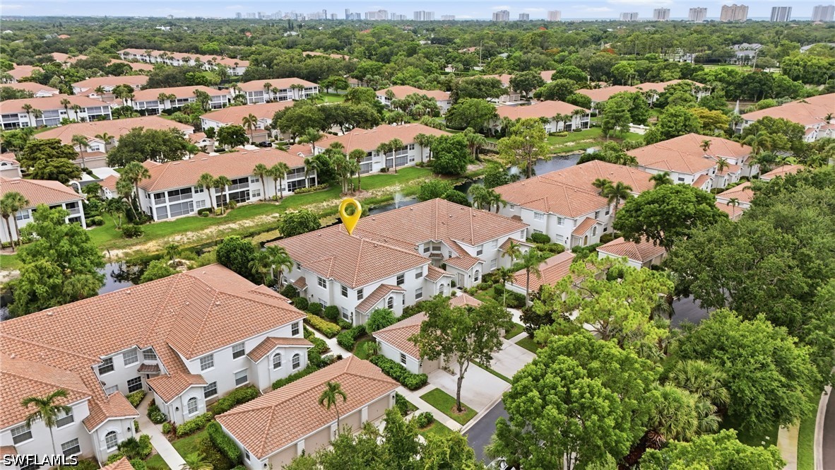 2 bed home in Naples