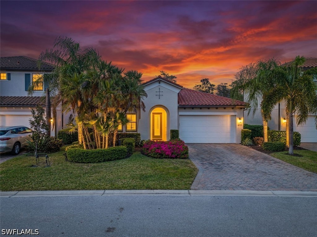 4 bed home in Naples