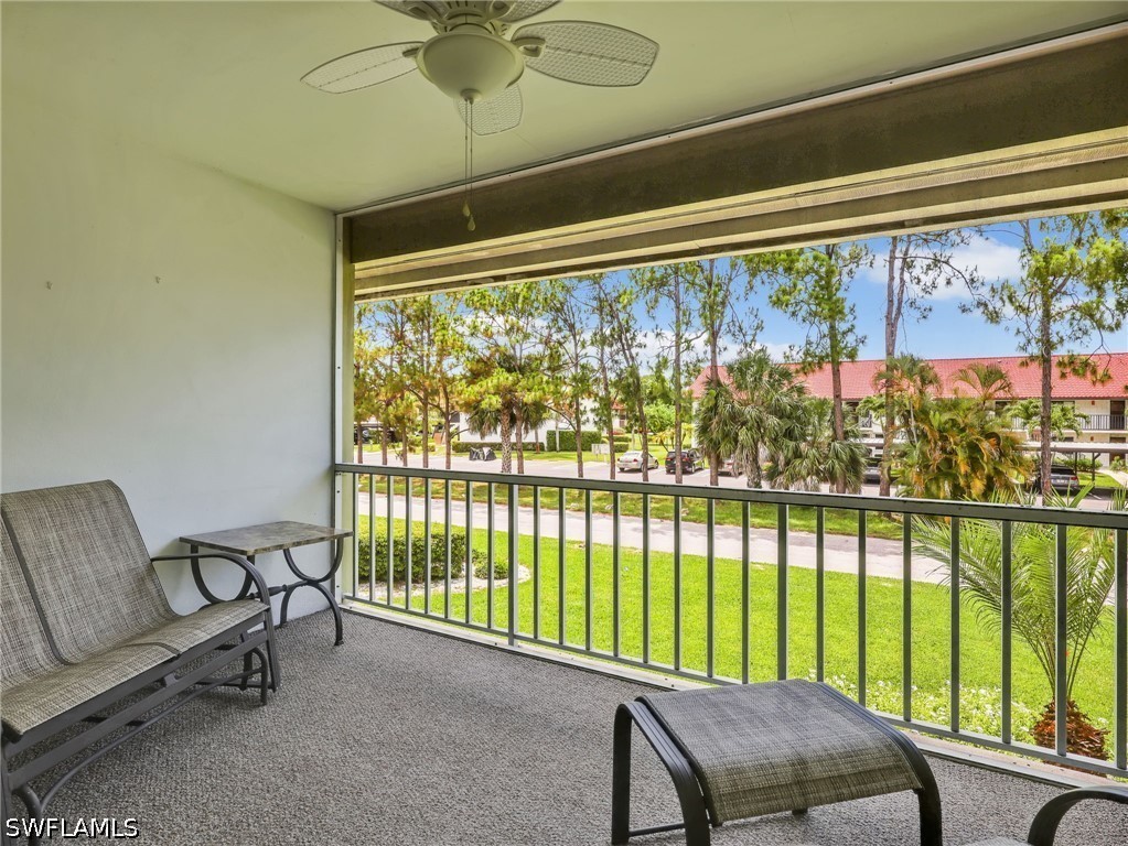 2 bed home in Naples
