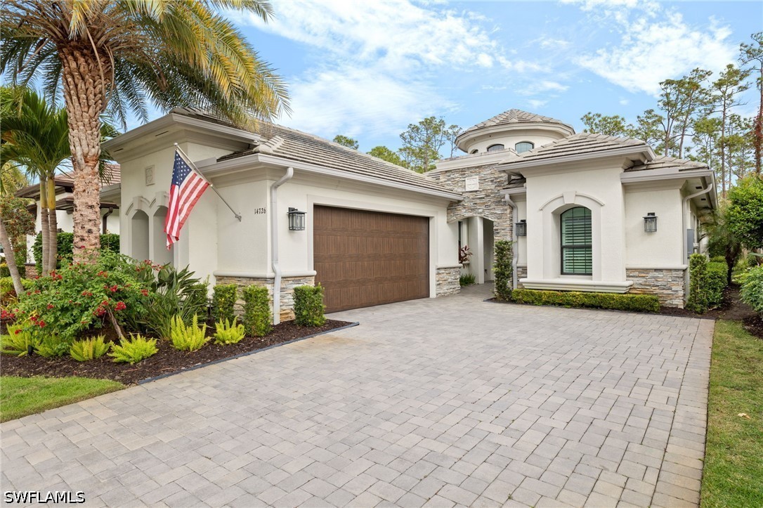 3 bed home in Naples