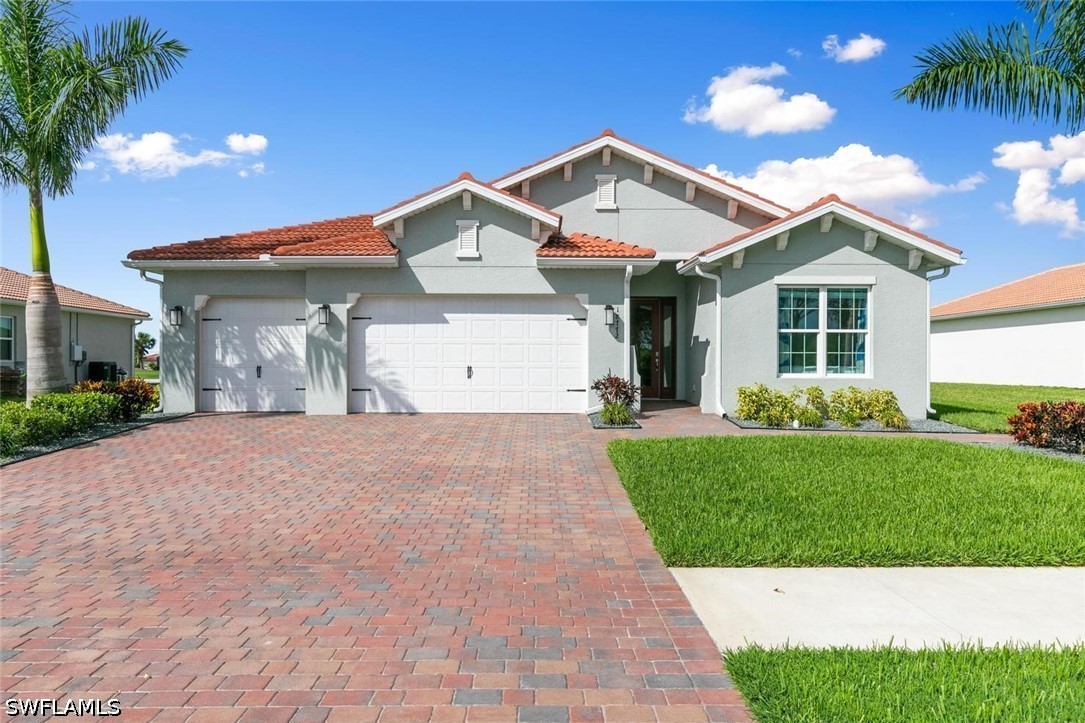 3 bed home in Naples