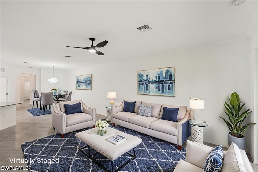 2 bed home in Naples