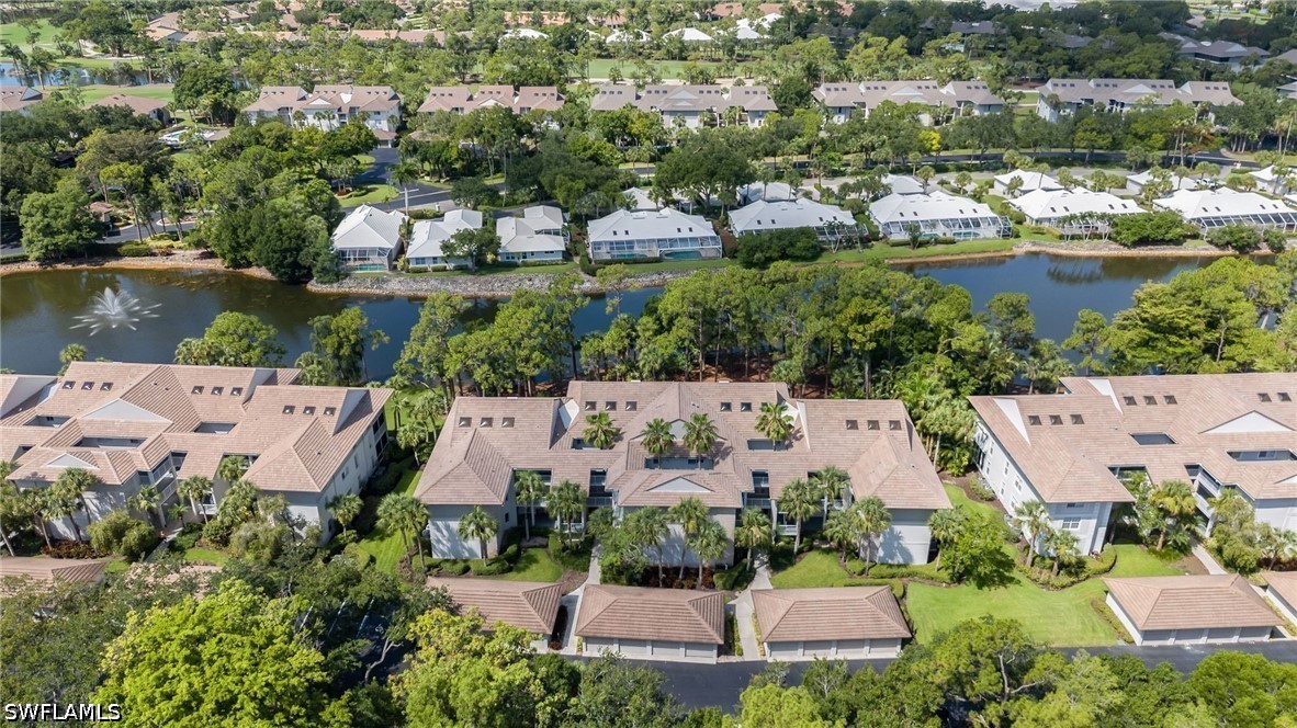 2 bed home in Naples