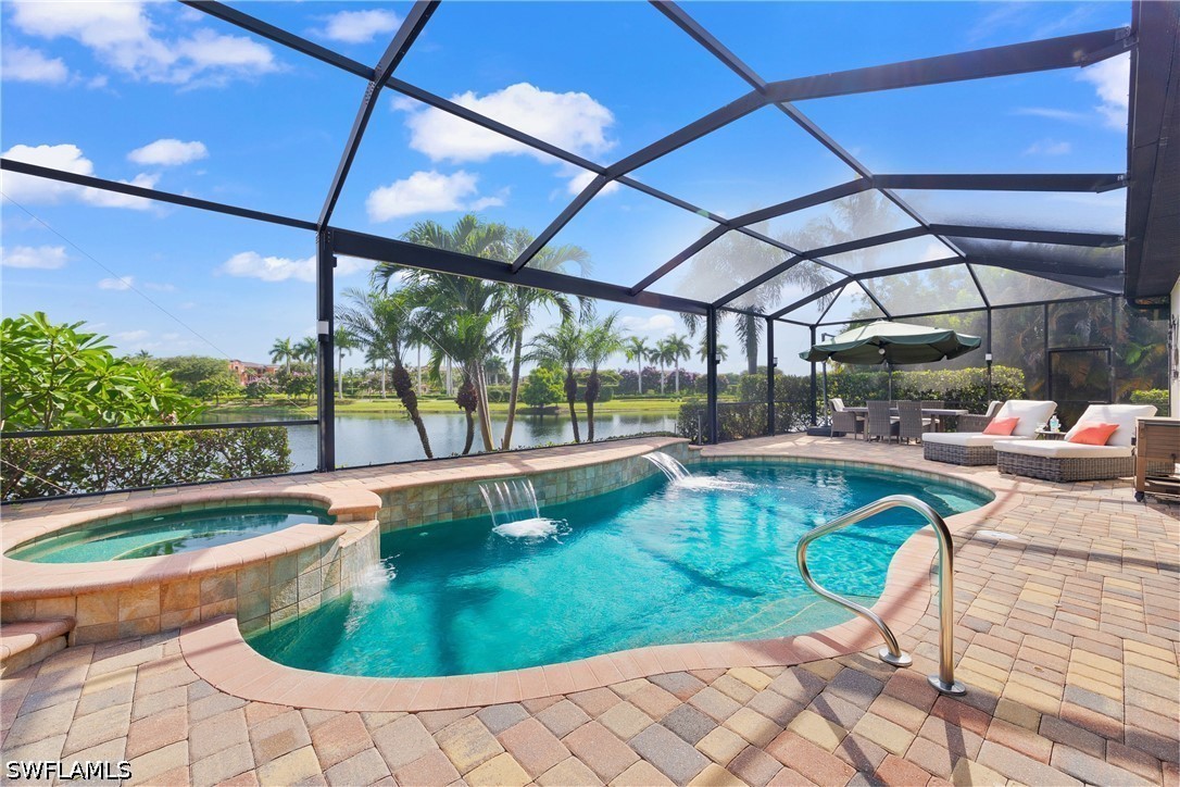 4 bed home in Naples