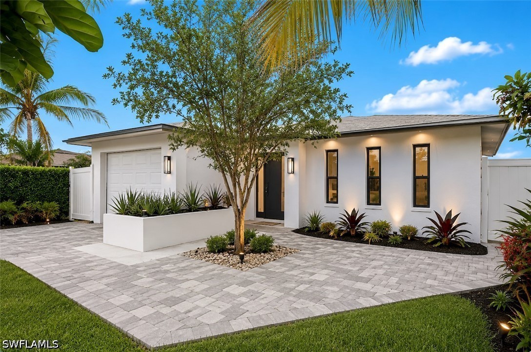 3 bed home in Naples