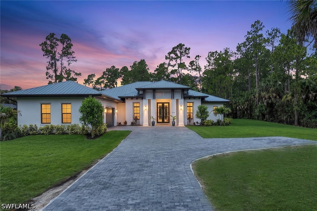 4 bed home in Naples