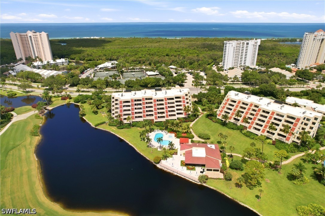 2 bed home in Naples