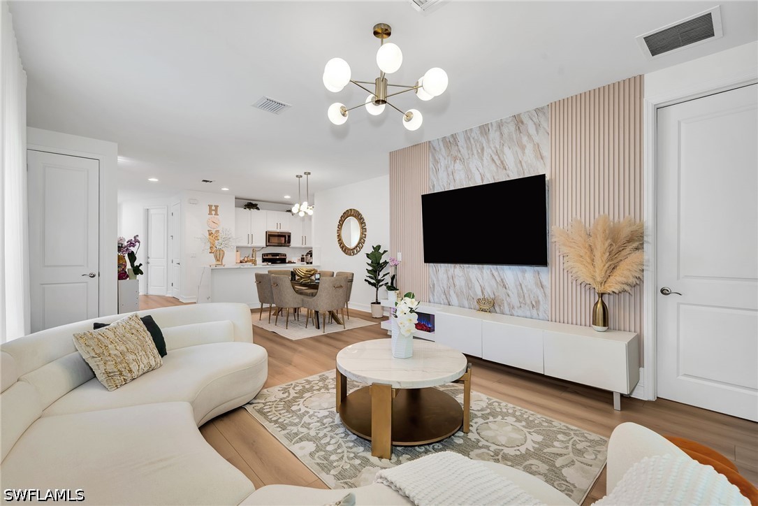 3 bed home in Naples