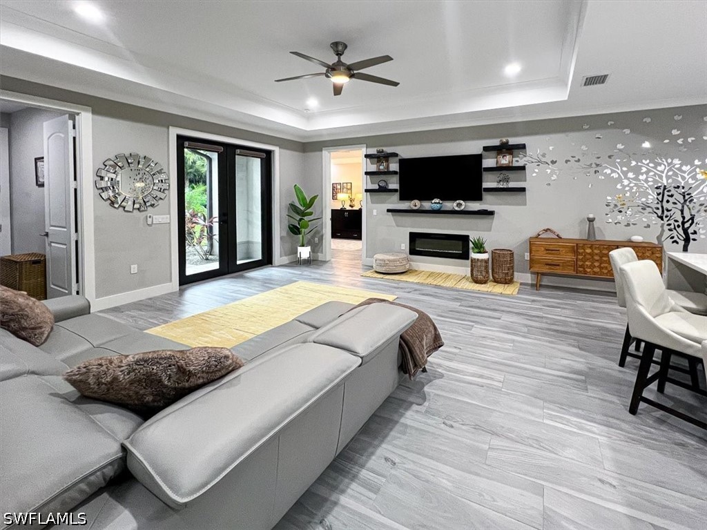 4 bed home in Naples