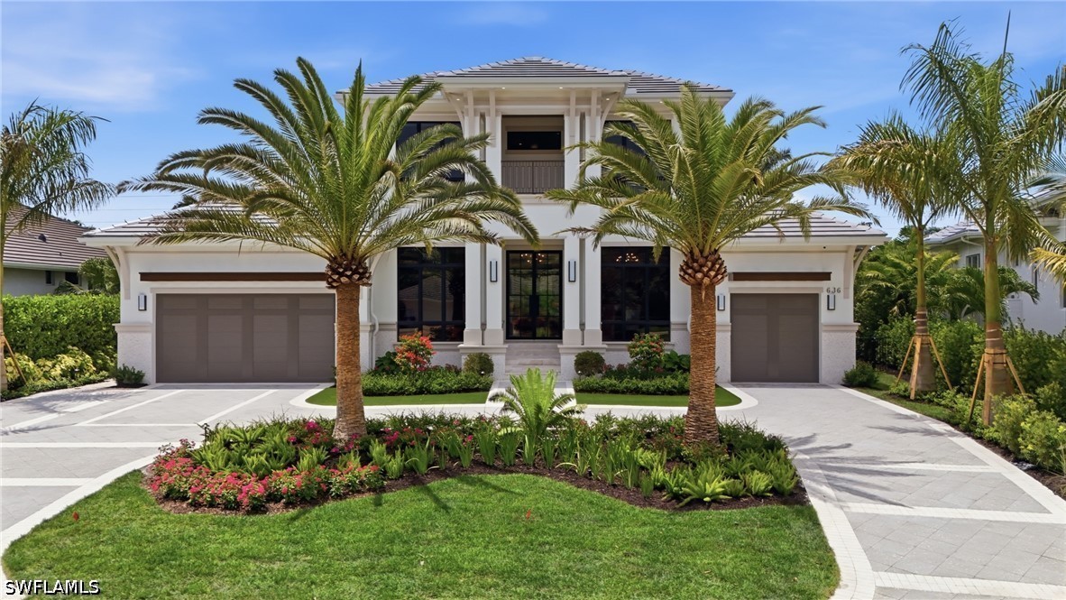 4 bed home in Naples