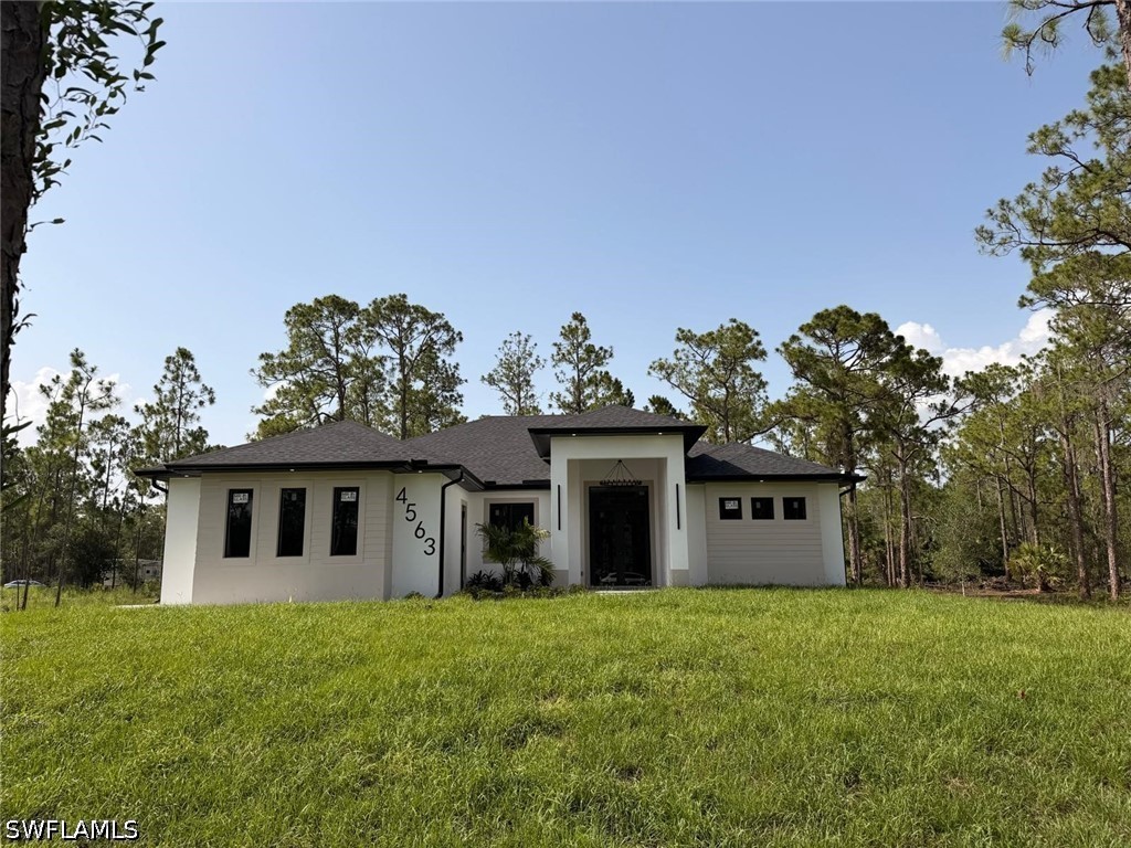 4 bed home in Naples