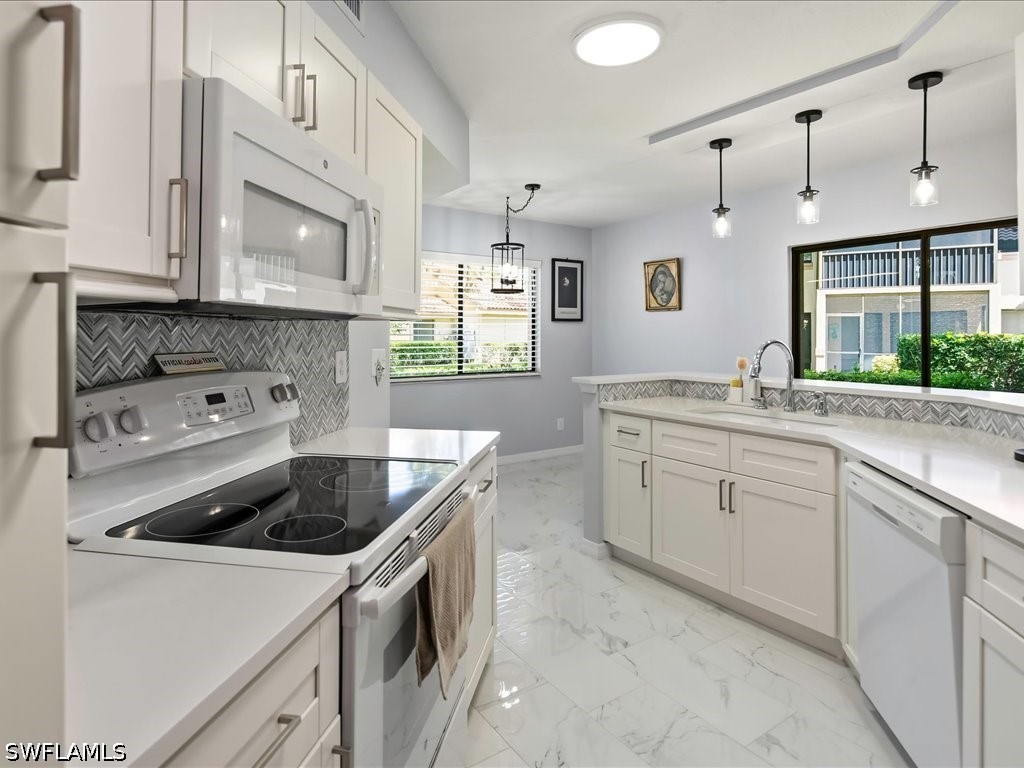 2 bed home in Naples