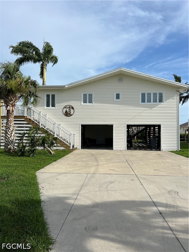 2 bed home in Bokeelia