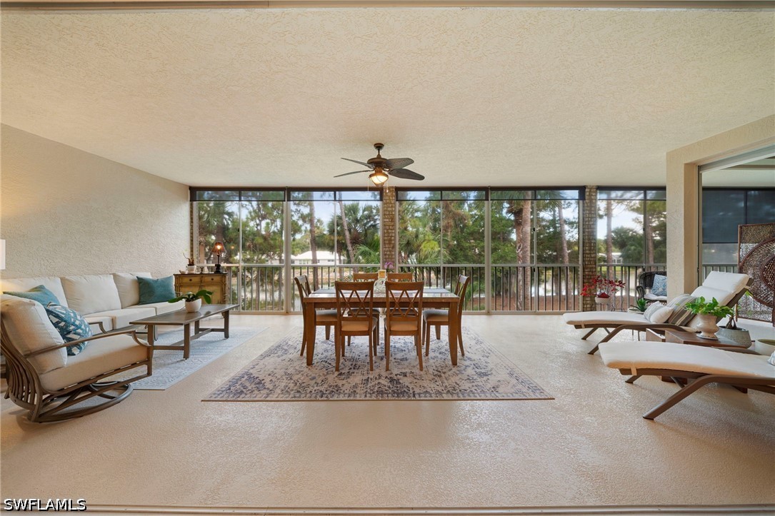 2 bed home in Naples