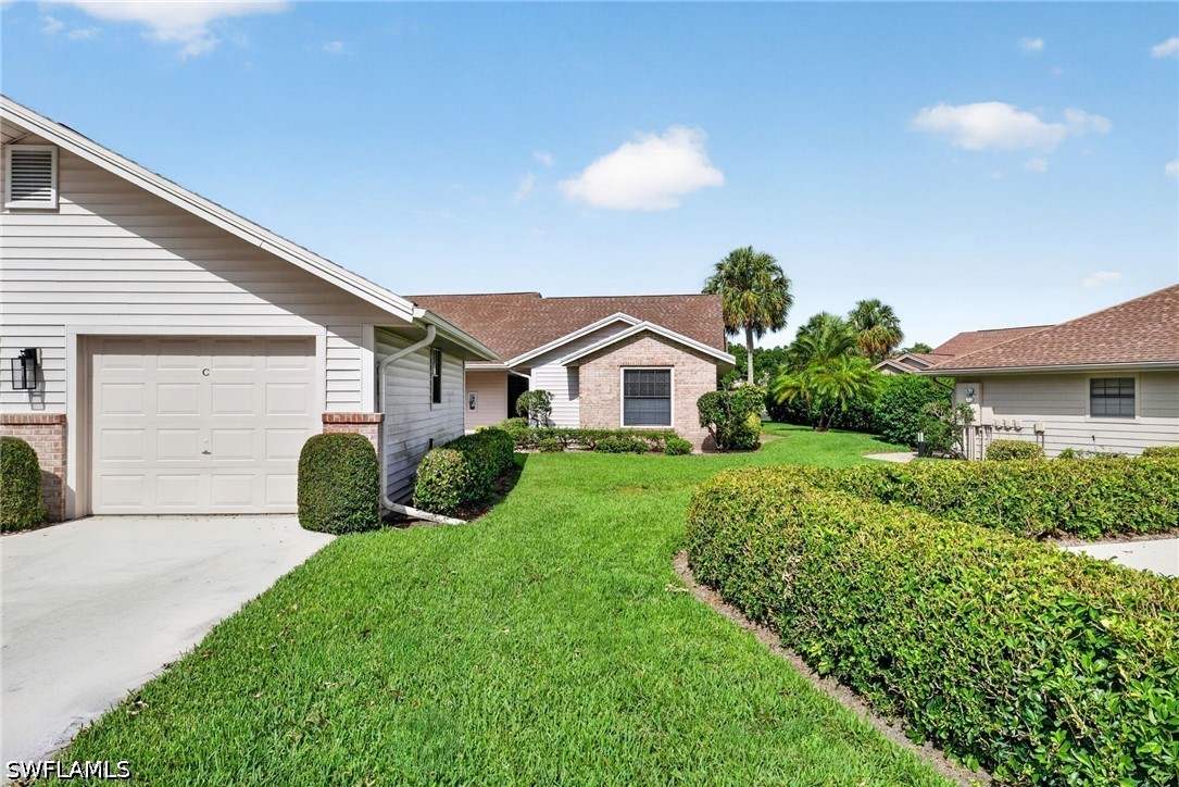 2 bed home in Naples