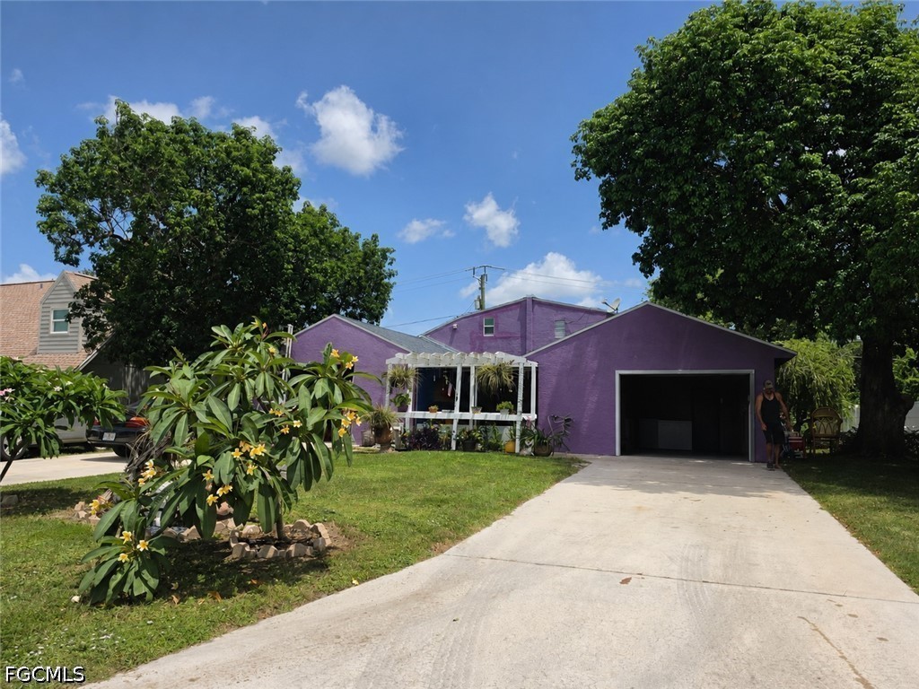4 bed home in Fort Myers