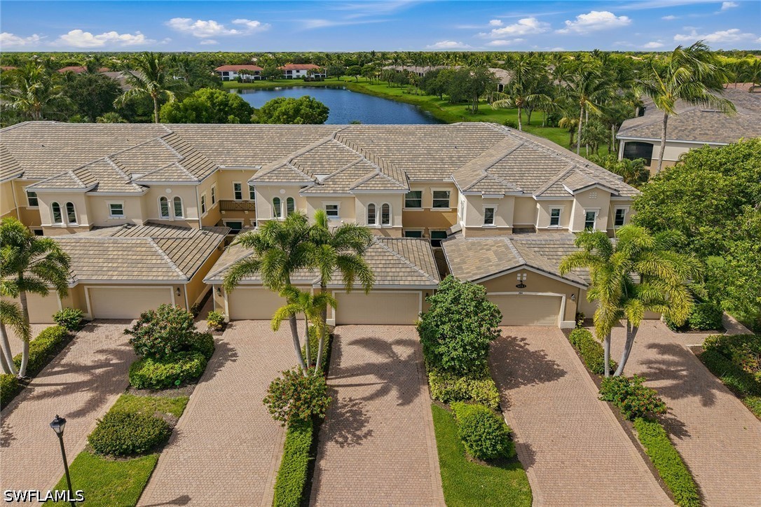 3 bed home in Naples