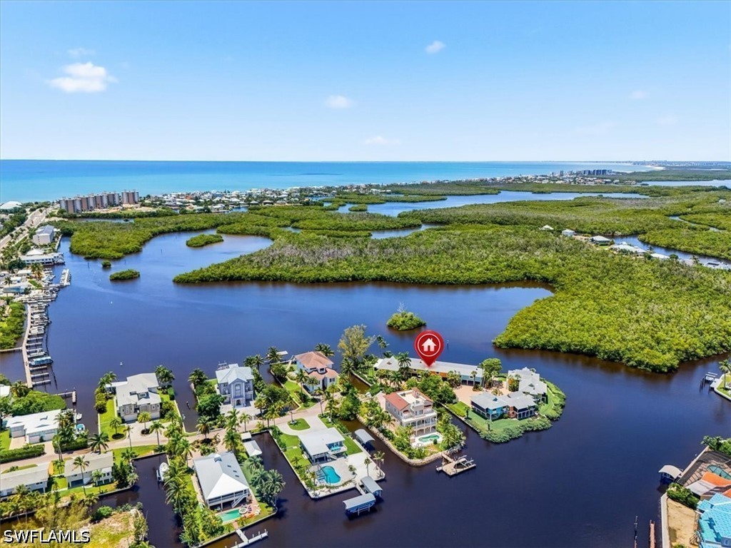 2 bed home in Bonita Springs