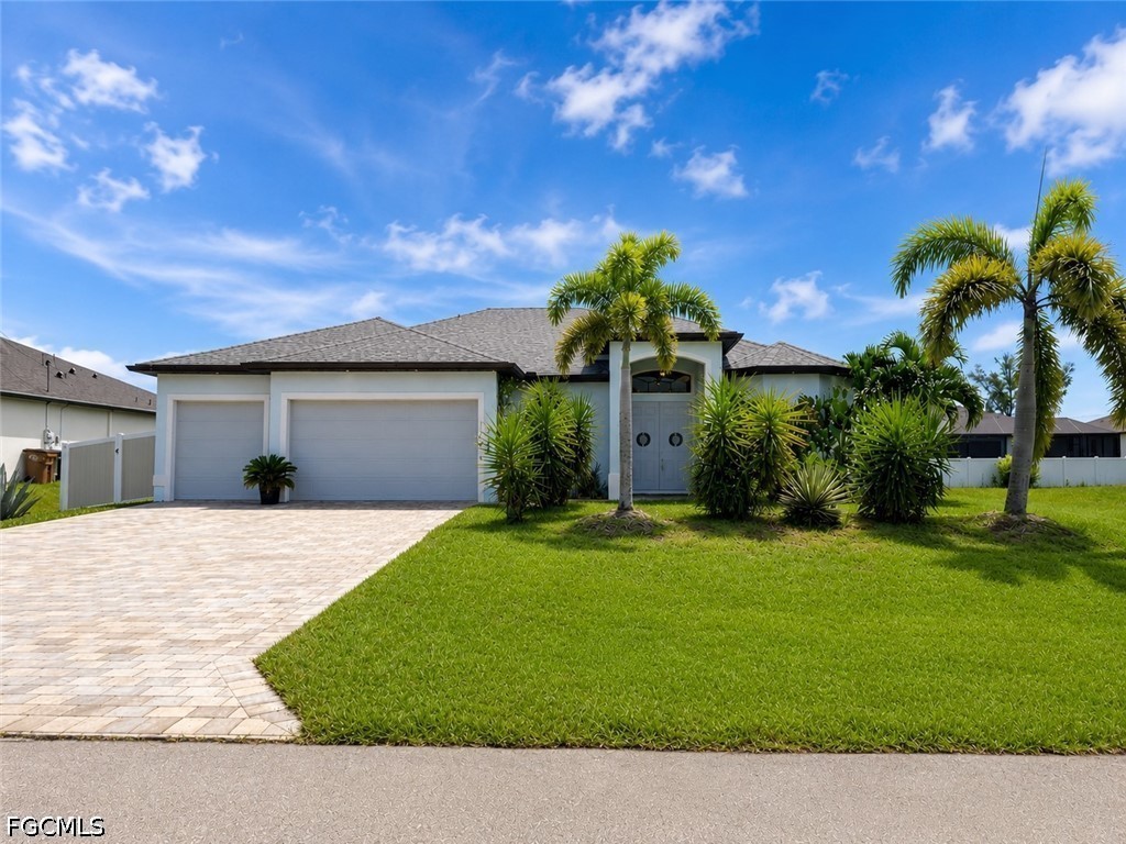 3 bed home in Cape Coral