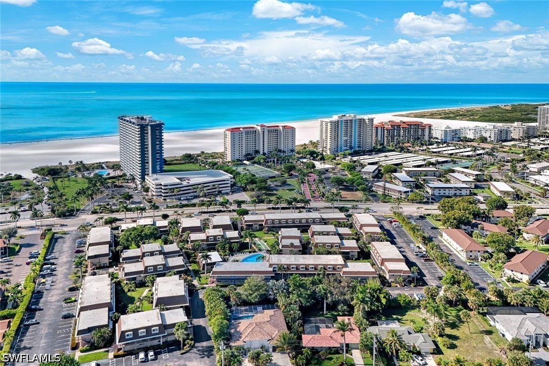 1 bed home in Marco Island
