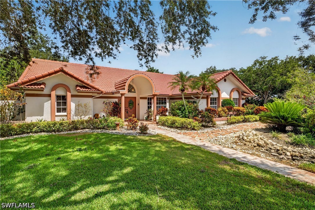 3 bed home in Naples